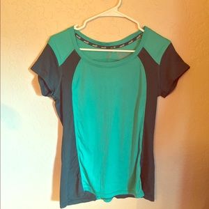 Avia breathable t-shirt